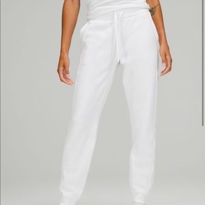 NWT Lululemon Scuba HR jogger white